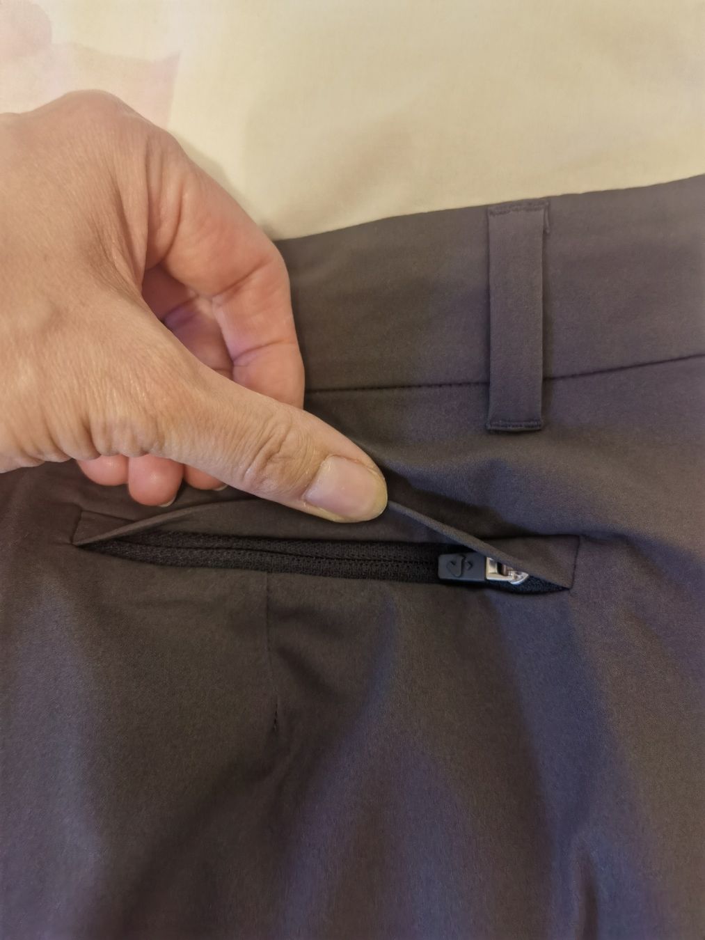 Pantaloni: Wanderhose – Usato da Kleinlützel venduto da Haras12 6