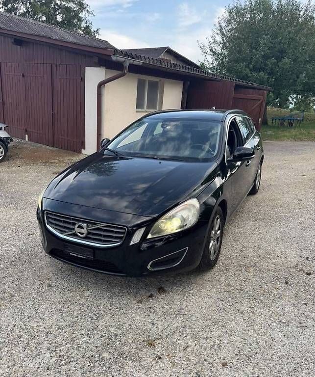 Automobili: VOLVO V60 2.0D MFK 2026 – Usato da Pratteln venduto da Alexx-91 1