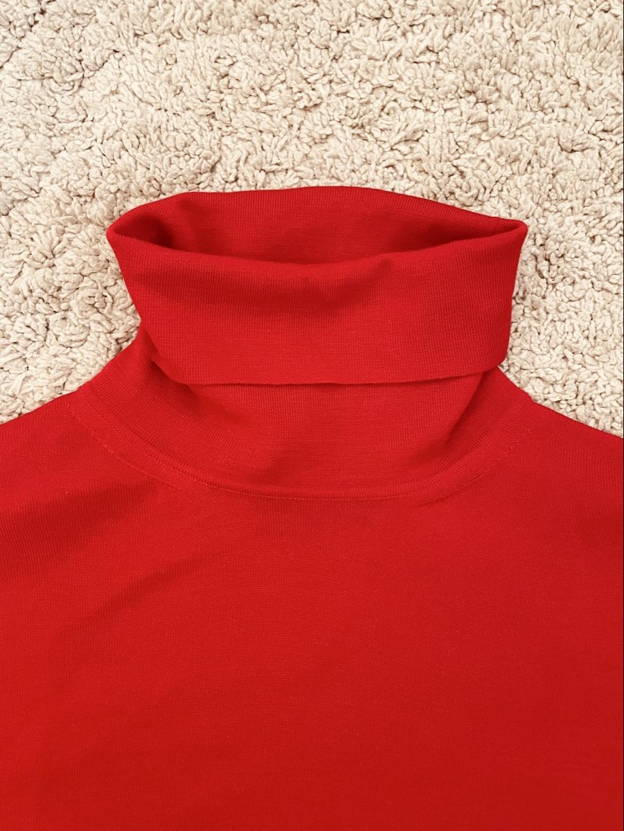 Versace Maglioni & Felpe: Versace Rollkragenpullover, rot, Grösse 50, Neu – Nuovo (secondo la descrizione) da Basel venduto da MarkenundKleidung 4