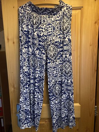 Hose Palazzo Gr.36/38