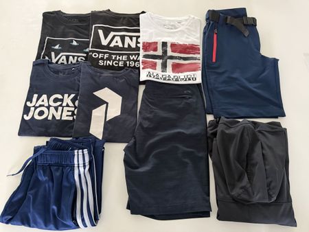 9x set abbigliamento 