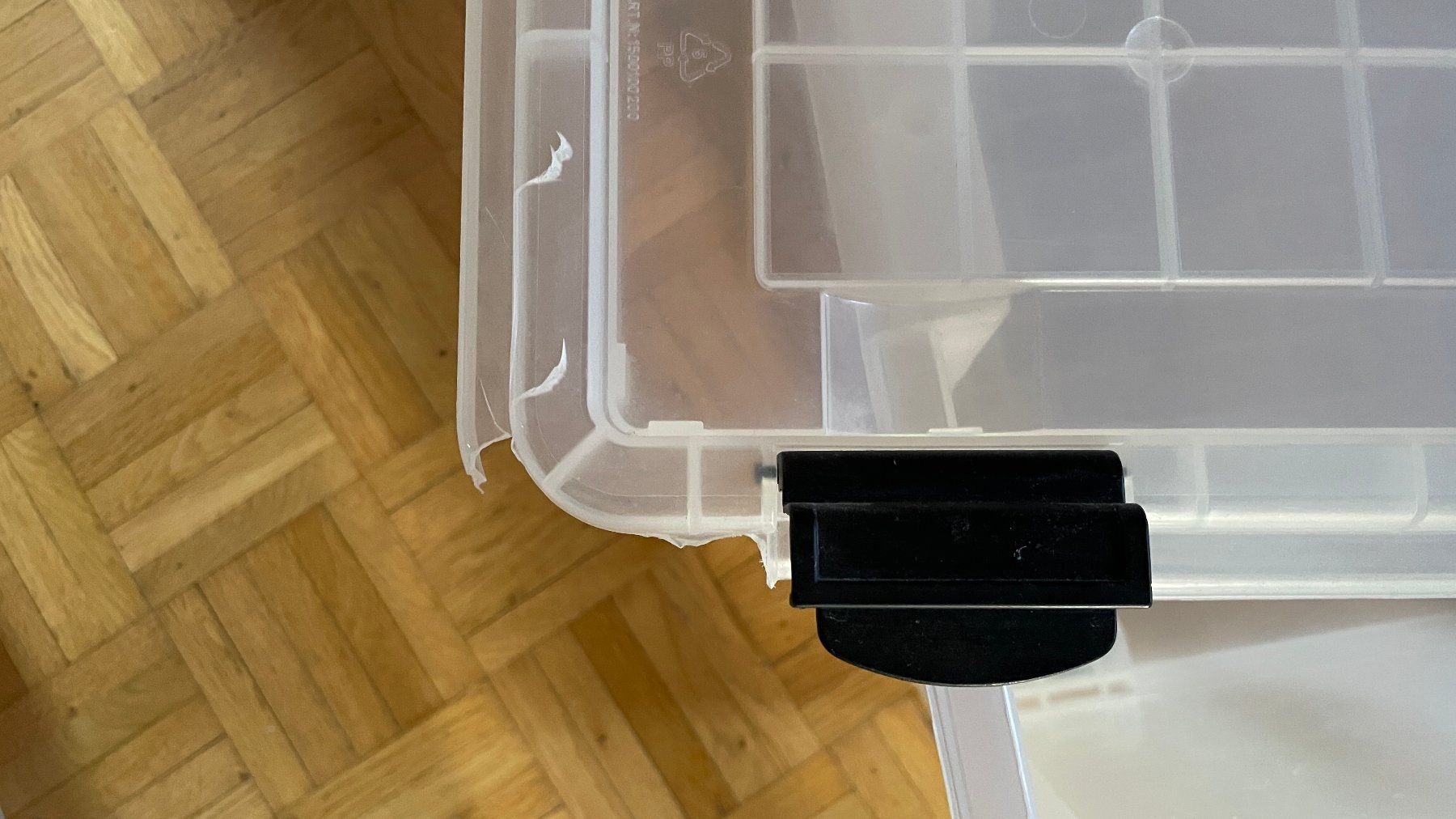 Contenitori & Simili: Grosse, durchsichtige Aufbewahrungsbox mit Deckel u. Roll... – Usato da Glattfelden venduto da cybermaxx 4