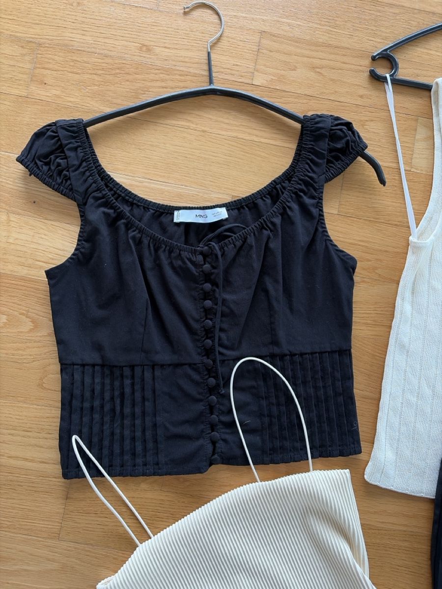 Lotti di vestiti: Sommer Set: 5 Oberteile, Crop Top, Mango, Primark, Top! – Nuovo (secondo la descrizione) da Zürich venduto da ufe_f5q5 4