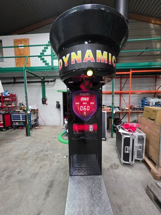 Machines à sous: Dynamic Boxer- Automat, neu! – Neuf avec emballage d'origine à Lengwil par x-rent
