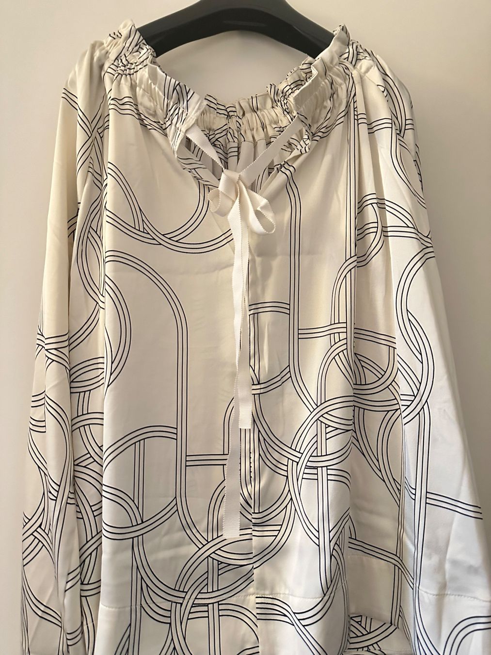 H&M Camicette: Blouse H&M neuve taille S – Nuovo (secondo la descrizione) da Genève venduto da did_r8pf 1