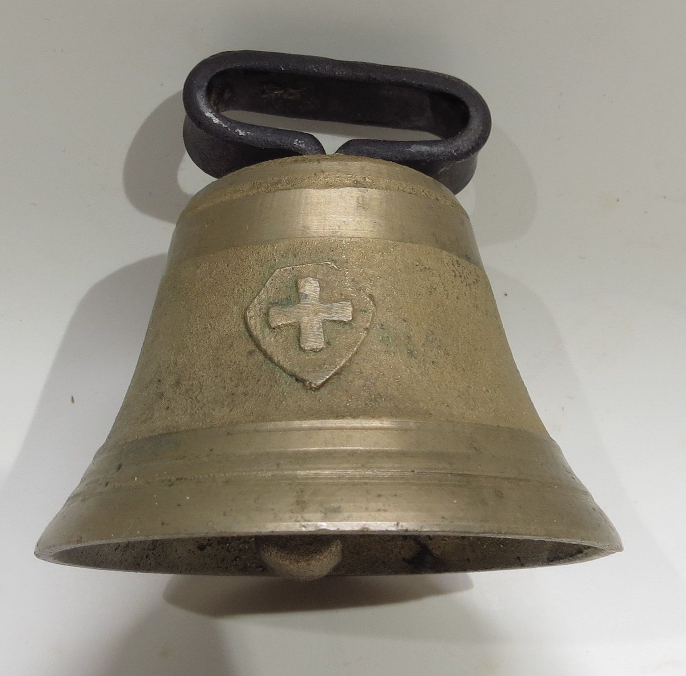 Campanacci mucche: ältere kleine Kuhglocke – Usato da Walenstadt venduto da apropo