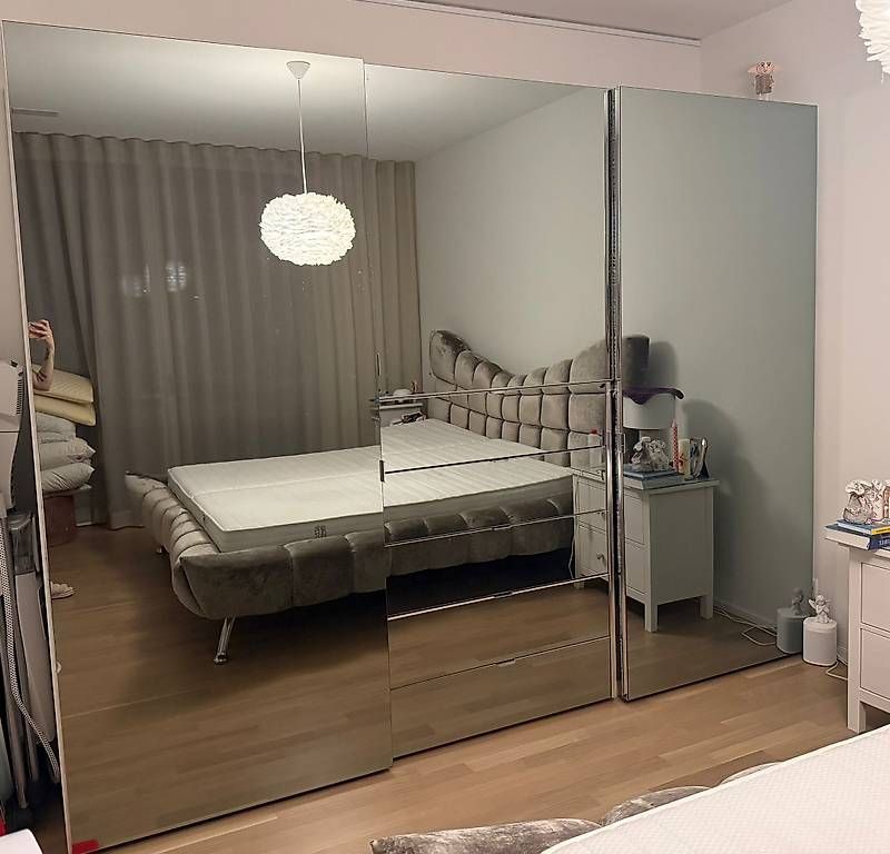 Armadi: Kleiderschrank Schubiger verspiegelt – Usato da Dübendorf venduto da mic_nc2f