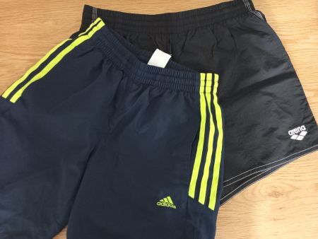 Sporthose Adidas und Arena