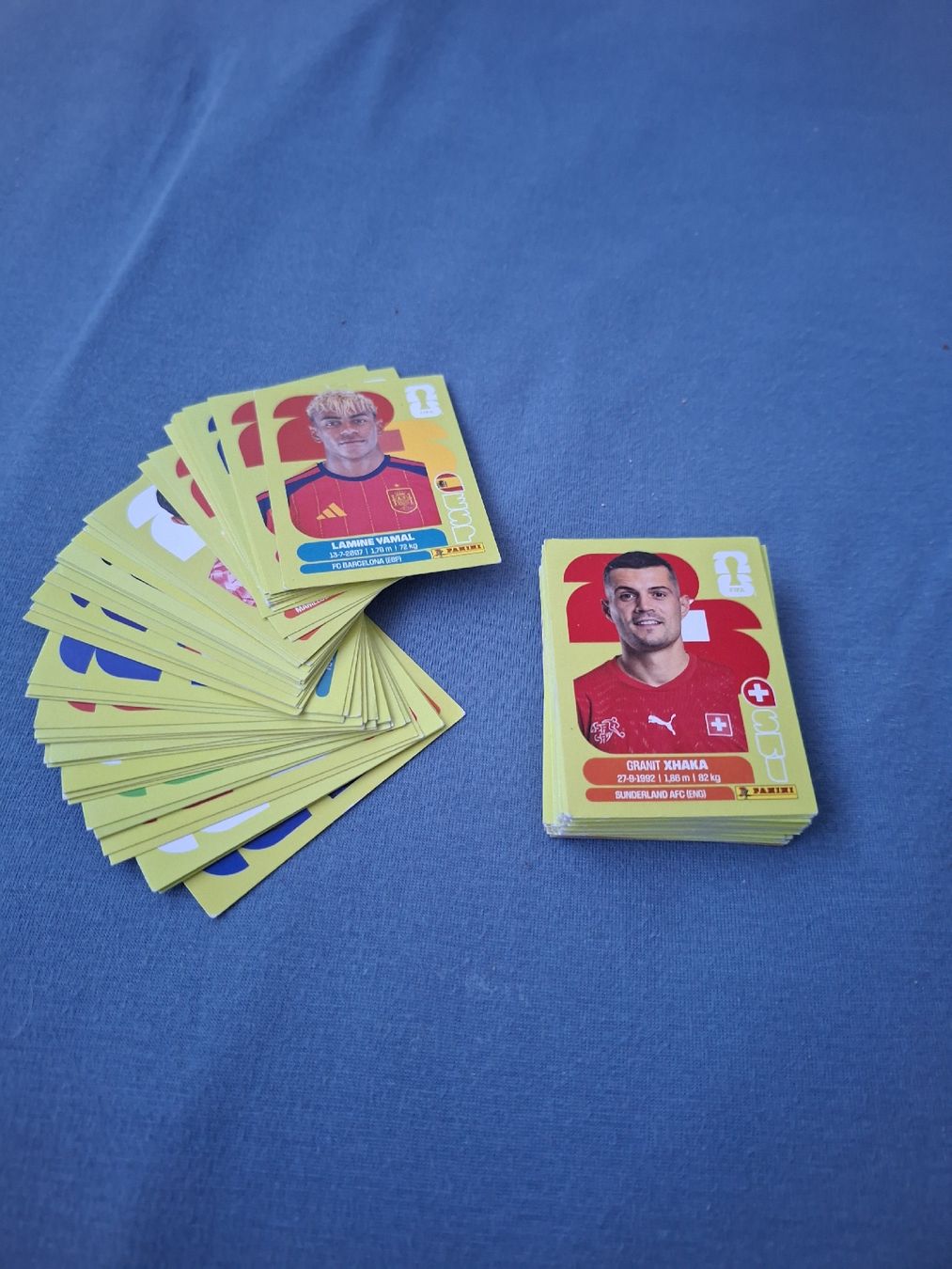 Panini Carte collezionabili: 100 verschiedene Paninibilder WM 26 – Nuovo (secondo la descrizione) da Adligenswil venduto da s.gloggner