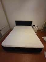 Boxspringbett mit Topper