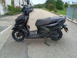 Yamaha Ray ZR 125
