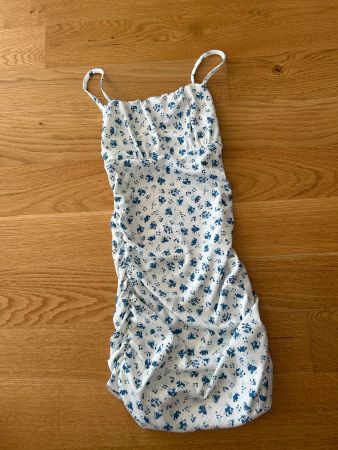 Sommerliches Mini-Kleid mit Blumenmuster, Grösse 36/S