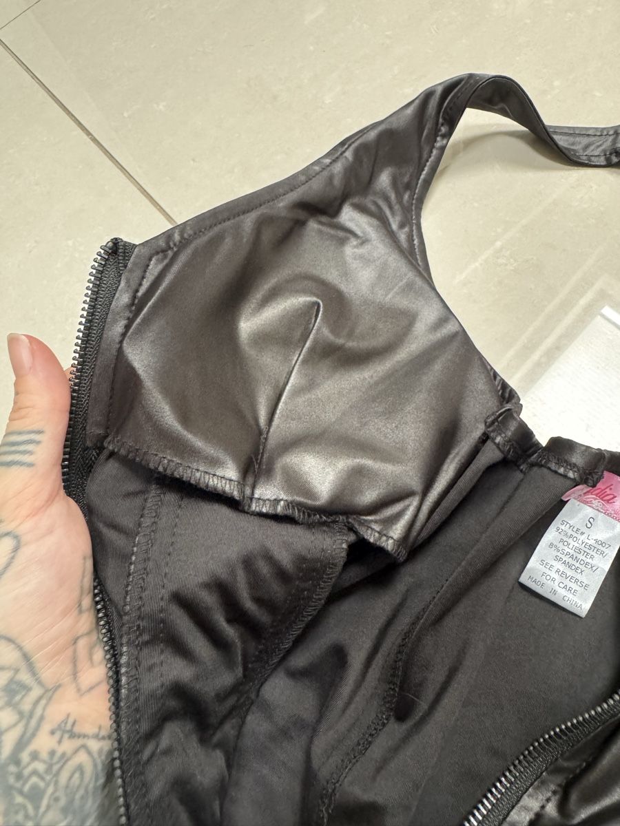 Vestiti: Rocker Mini Kleid elastisch von Lydia USA – Nuovo (secondo la descrizione) da Wangen SZ venduto da wakaawinhu 4
