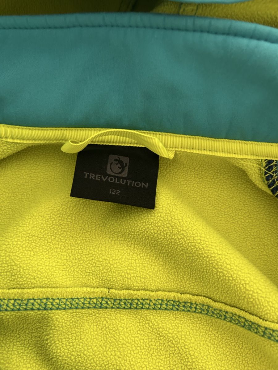 Trevolution Giacche & Cappotti: Trevolution Softshell Kinderjacke Kinder GR. 122 – Usato da Boniswil venduto da sim_7zhp 2