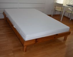 Komplett Bett/Holz Bettgestell & Lattenrost Matratze 140x200