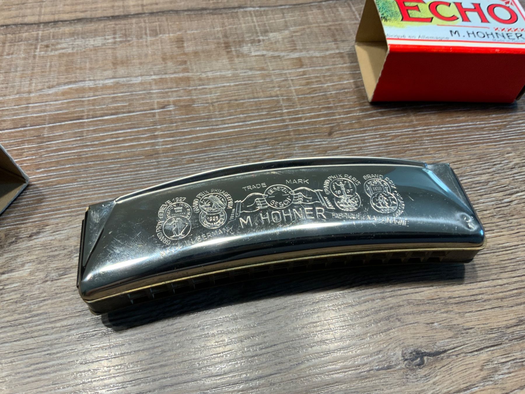 Hohner Strumenti musicali: M. Hohner Echo Mundharmonika, Vintage mit Originalverpack... – Usato da Willisau venduto da Minali 2