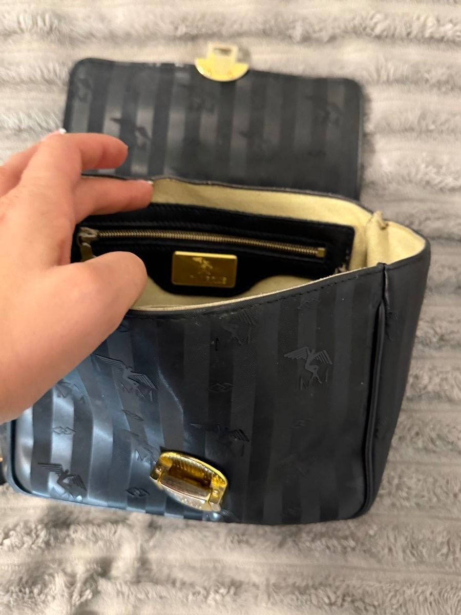 Borse da donna: Schwarze Handtasche mit Goldkette - ein echter Hingucker! – Usato da Bassersdorf venduto da kri_dn6m 1