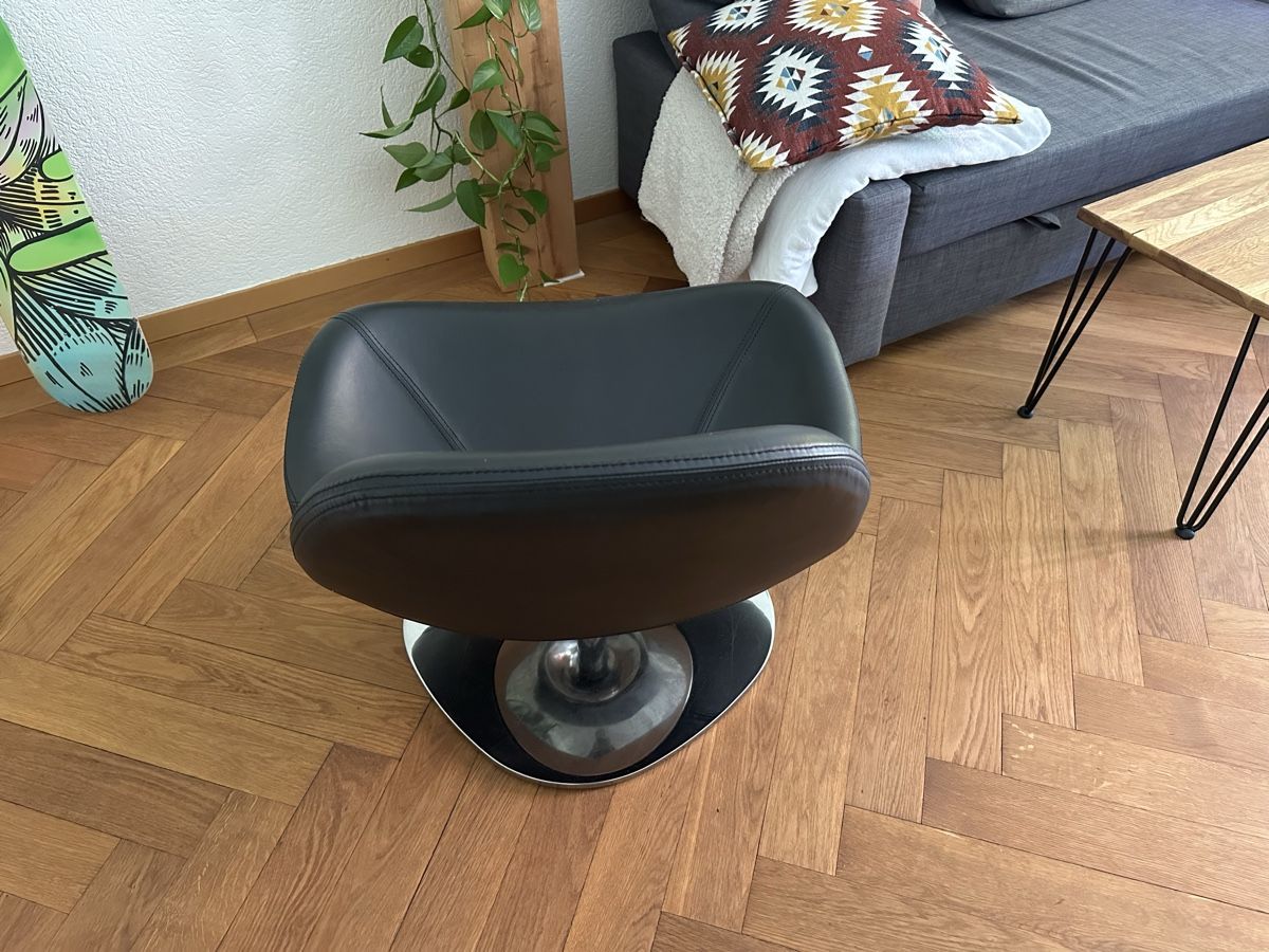 Ikea Poltrone: Ikea Tirup Sessel Leder Schwarz – Usato da Bern venduto da snoopboom 1