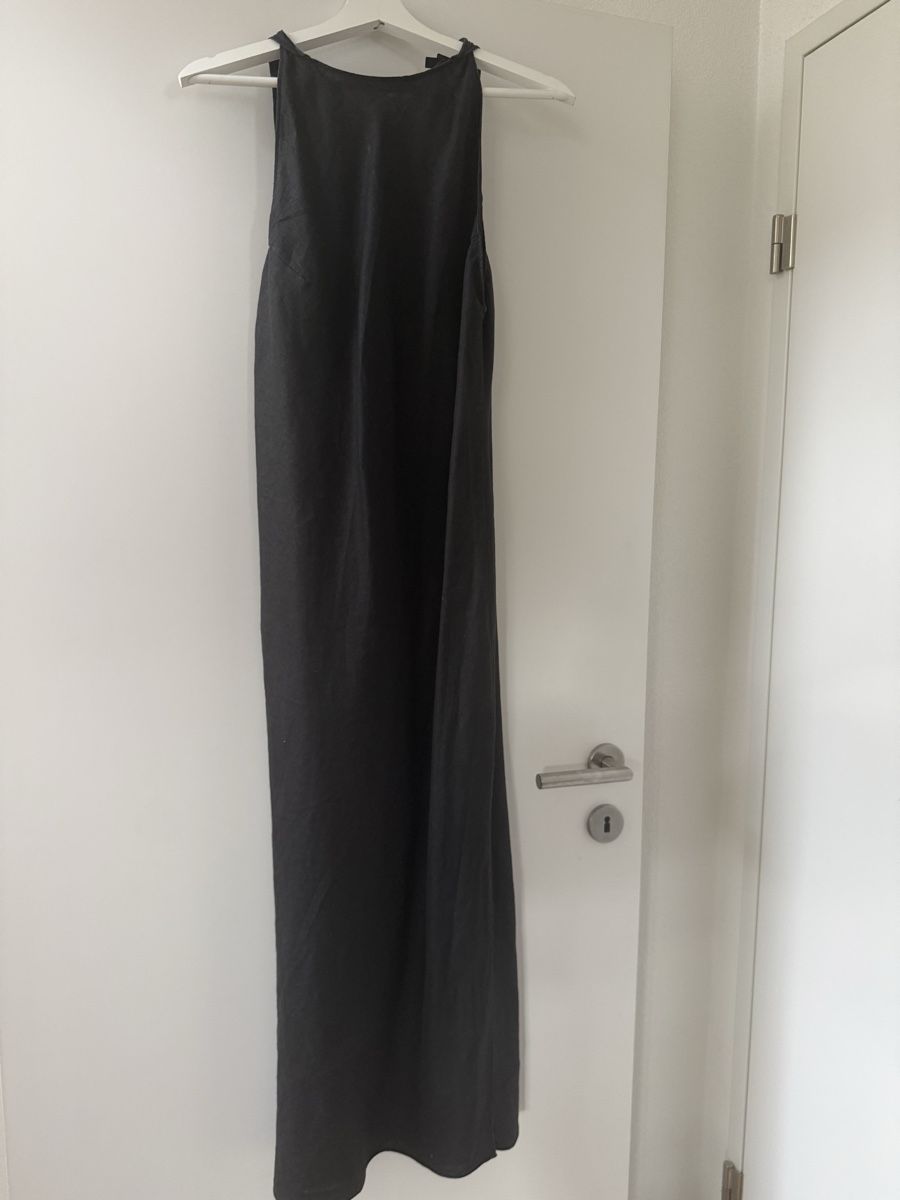 Massimo Dutti Vestiti: Damen Kleid schwaz Grösse S Massimo Dutti – Nuovo (secondo la descrizione) da Gipf-Oberfrick venduto da Sonne010203 3