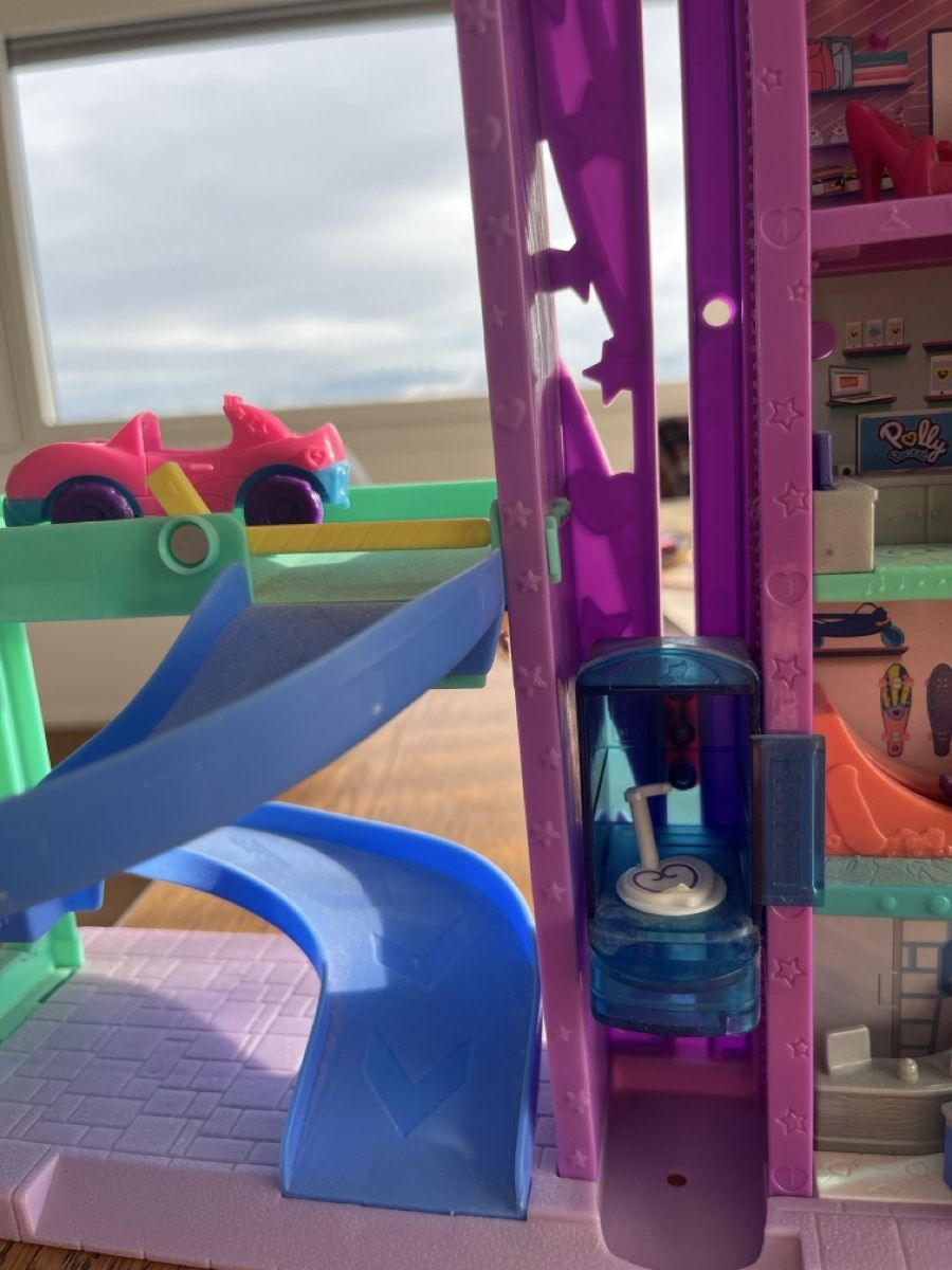 Polly Pocket Spielzeuge: Polly Pocket „Mega Mall“ Einkaufshaus – Gebraucht aus Eschenbach LU von Mupu07 4