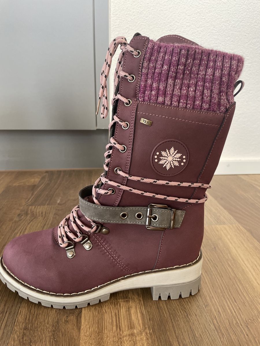 Scarpe da donna: Winterstiefel (ungetragen, neu) – Nuovo e nell'imballaggio originale da Spreitenbach venduto da dyyyl 1
