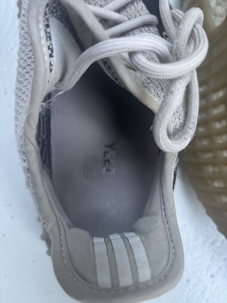 Adidas Scarpe da uomo: Yeezy Boost 350 Grösse 42 – Usato da Zürich venduto da Aapitz 2