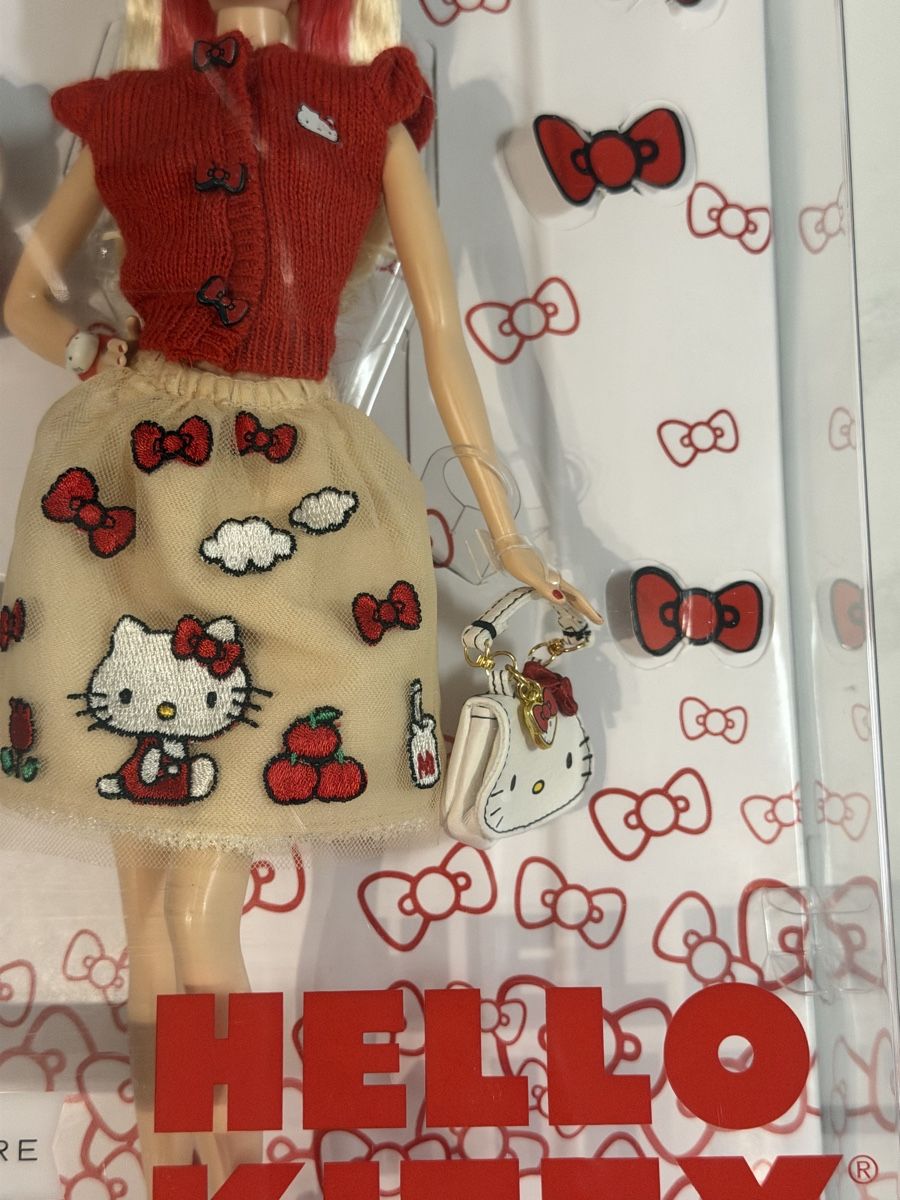 Bambole: 2017 Hello Kitty Barbie Signature – Nuovo e nell'imballaggio originale da Bürglen TG venduto da SonneMondSterne99 7