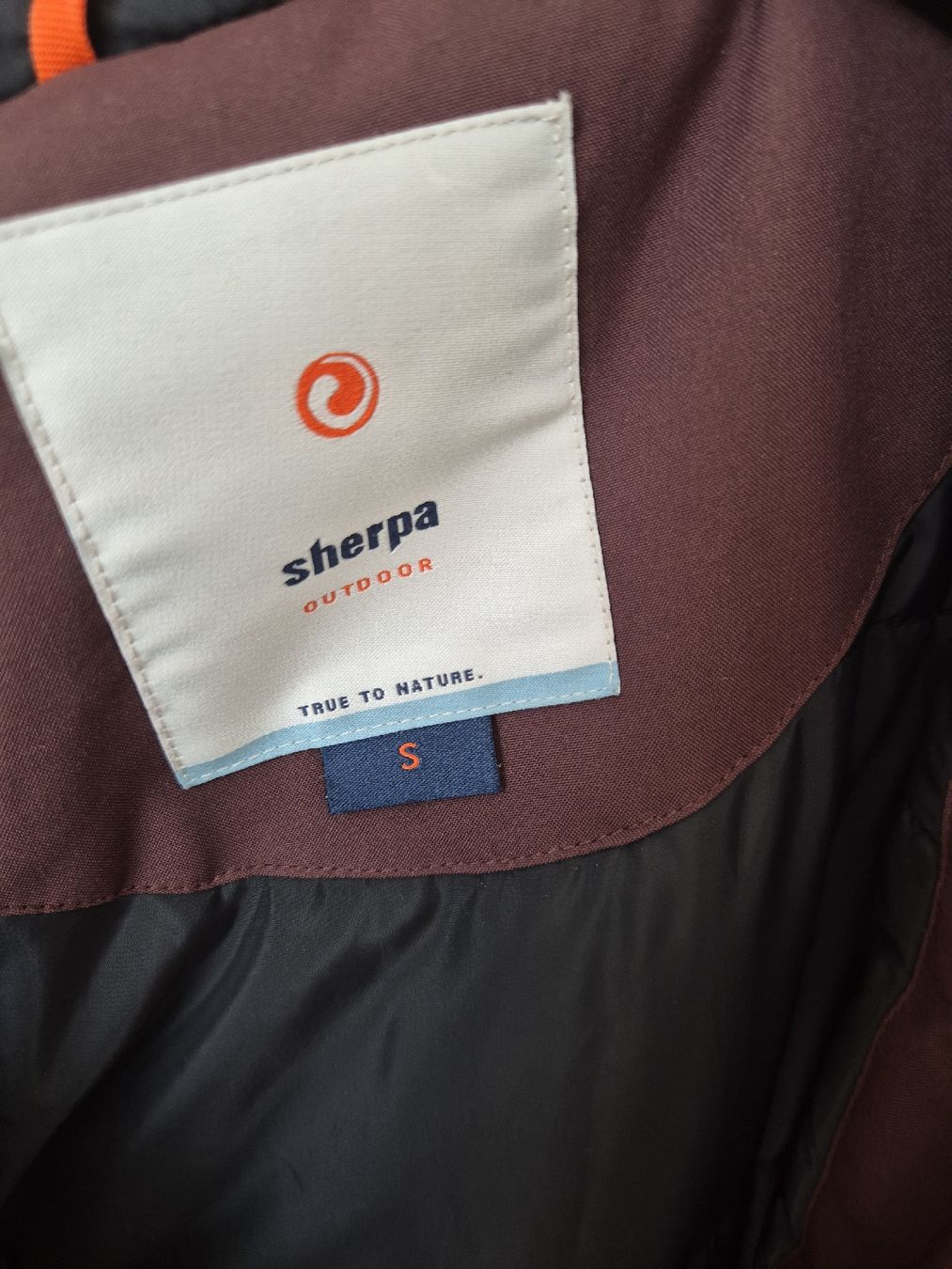 Sherpa Giacche: Sherpa-Frauen-Jacke – Usato da Altstätten SG venduto da Shila8schwarz 2