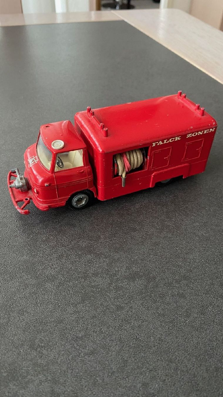 Tekno Modellbausätze & Standmodelle: Tekno camion pompier Falck Zonen – Gebraucht aus Meyrin von Abac007 7