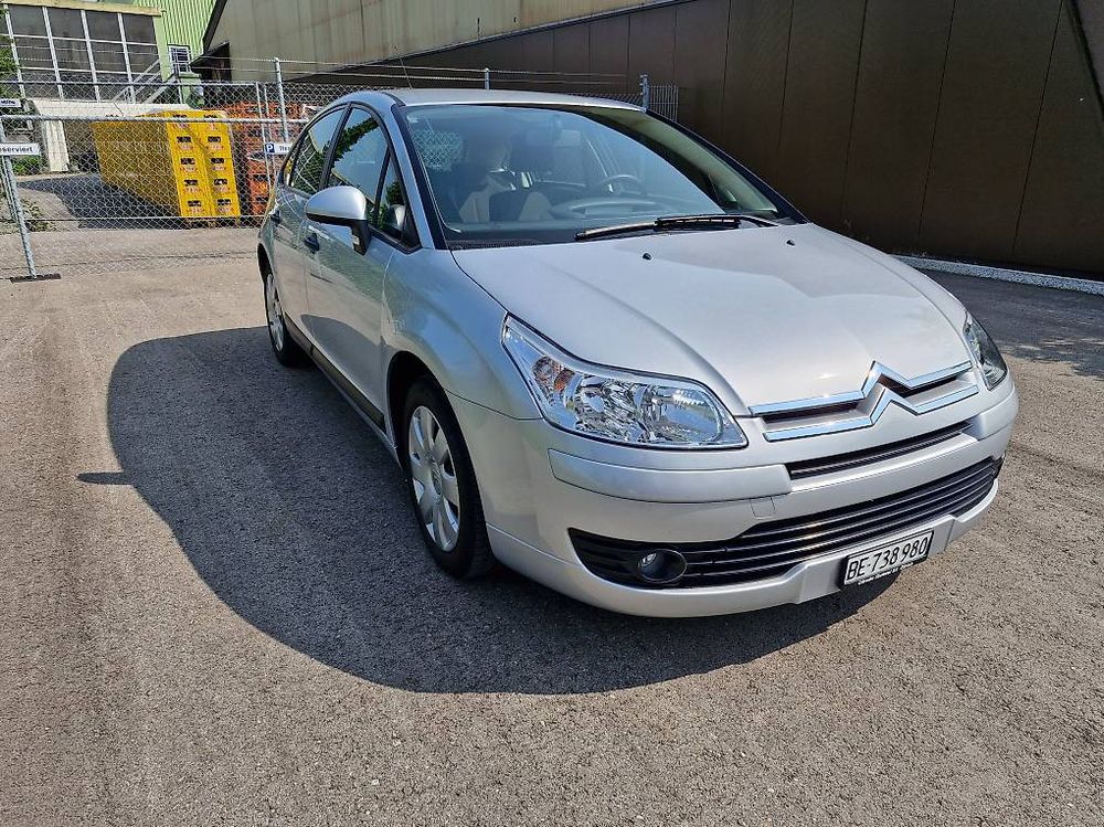Automobili: Citroen C4 28000 Km Automat,MFK,Service DAB/Carplay/Android – Usato da Dotzigen venduto da aemachva