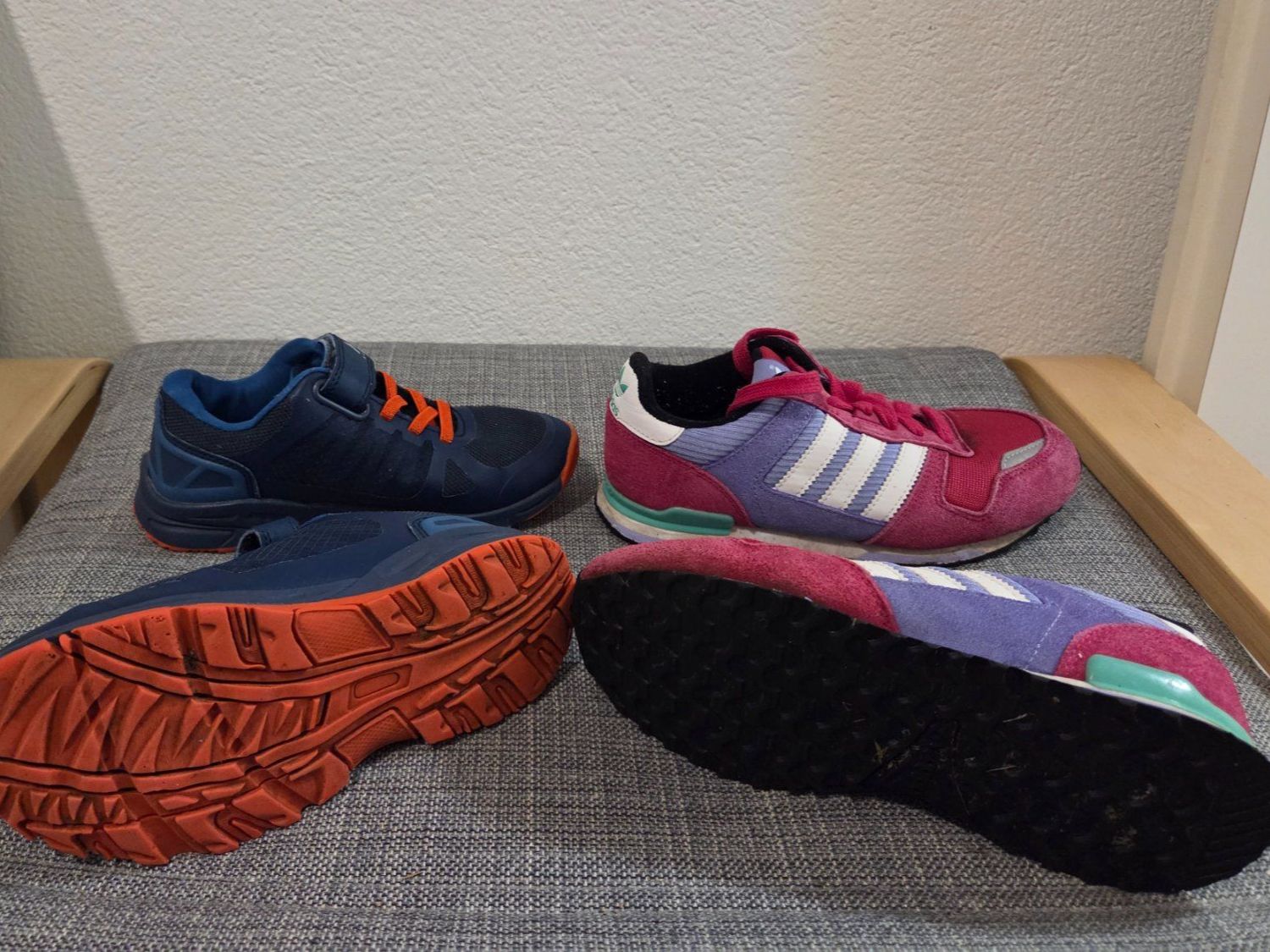 Scarpe per ragazzi: 7 Paar Kinderschuhe Grösse 30-33 – Usato da Thun venduto da el_gnom 1