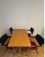 Tisch & 4 Stühle