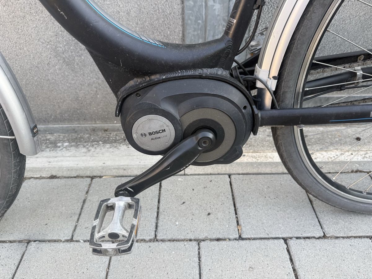 Hercules Velos: Hercules Roberta E-Bike mit Bosch Active Line Motor  – Gebraucht aus Oberentfelden von speed_71 8