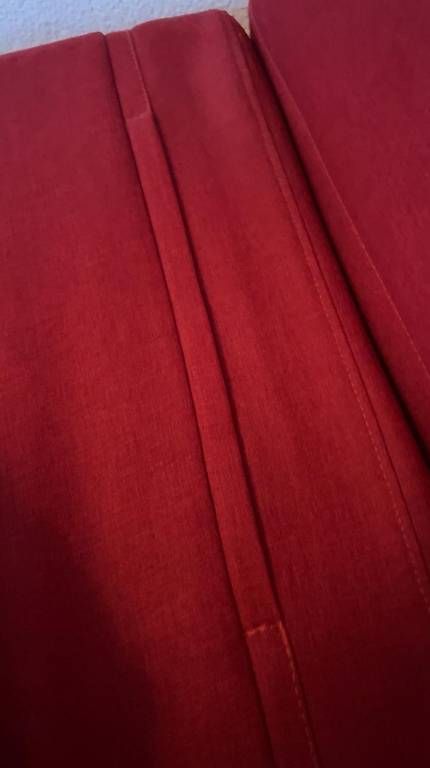 Sofas: Schönes rotes  Bettsofa – Gebraucht aus Adligenswil von Decor-Tech 3