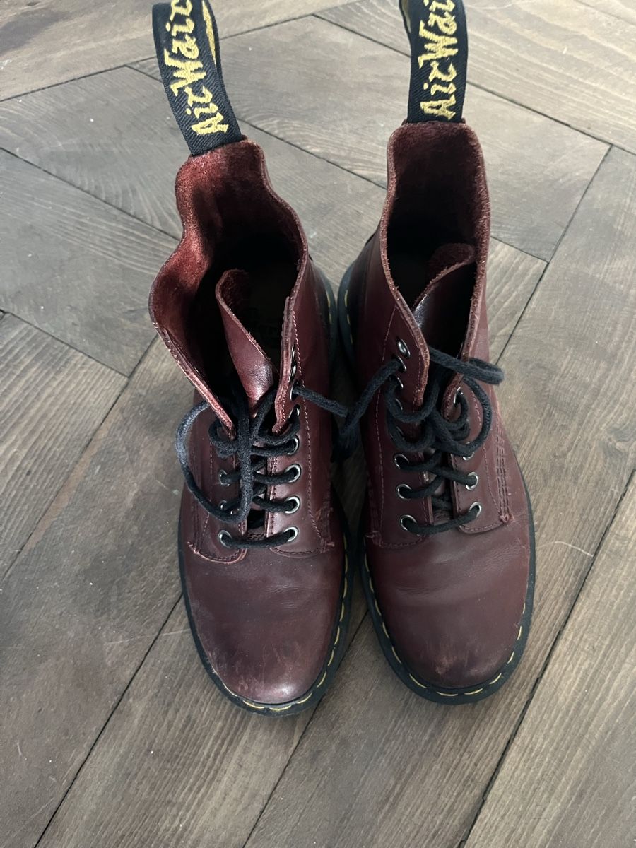 Dr. Martens Herrenschuhe: Dr. Martens Stiefel | Gr. 39 – Gebraucht aus Zürich von johash