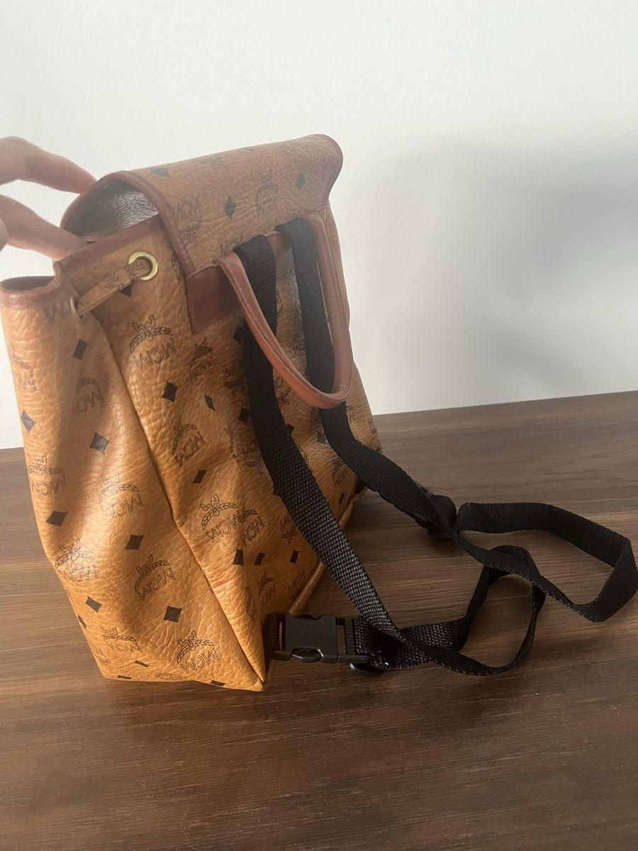 Mcm Zaini: MCM Rucksack braun - ohne Mängel – Usato da Diepoldsau venduto da Soleil0425 1