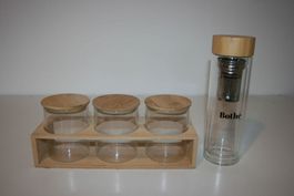 Teeset neuwertig. Holz und Glas. Neuwertig