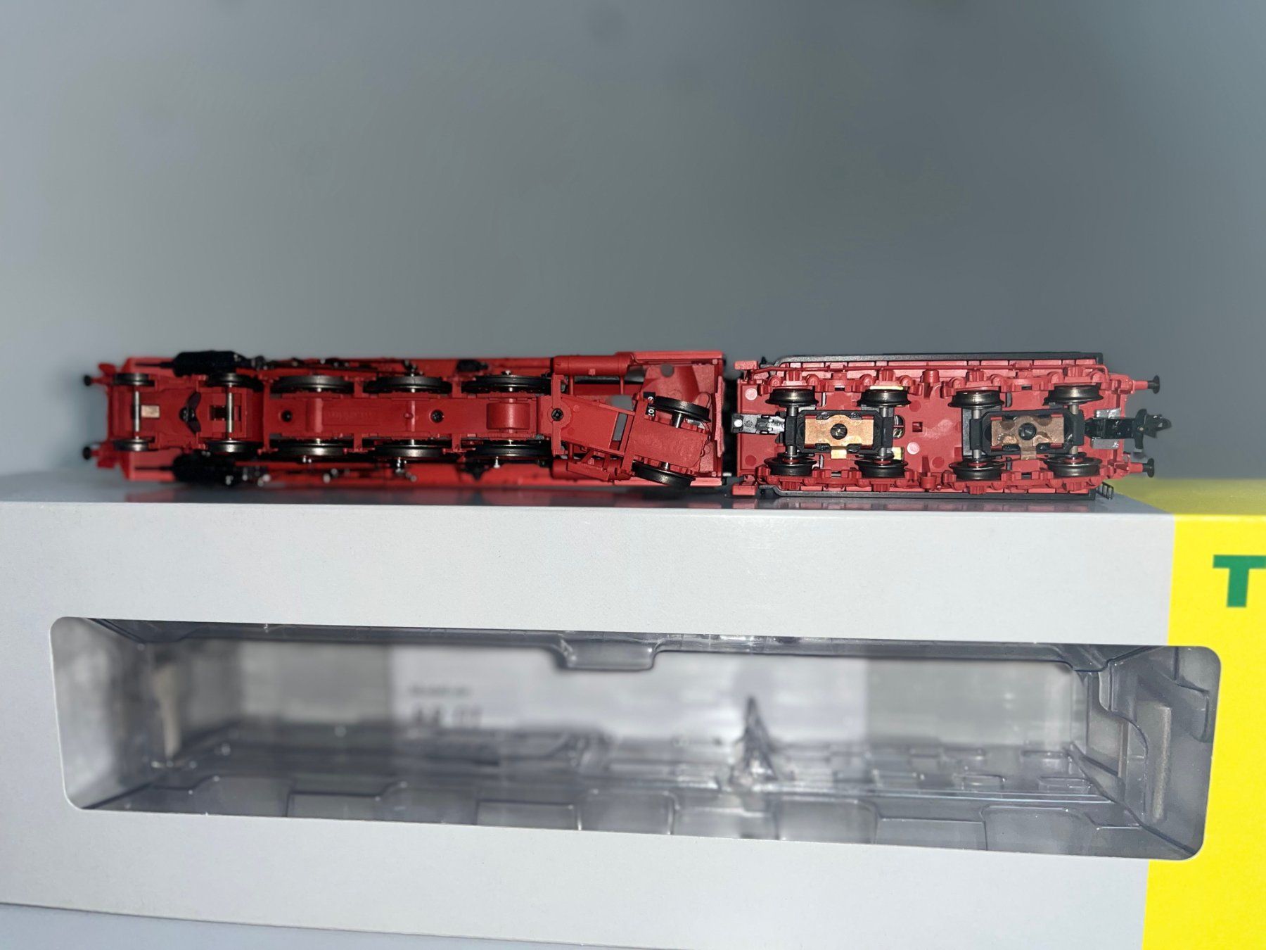 Trix Modellini di ferrovie: Trix BR01 Art.Nr. 22020 – Nuovo e nell'imballaggio originale da Ittigen venduto da dan_y997 1