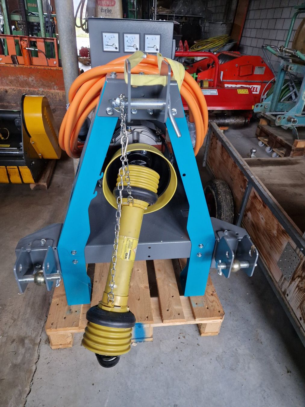 Générateurs de courant: Stromgenerator, Zapfwellengenerator, Notstromgenerator – Neuf (Voir description) à Roggwil TG par Rollingmaster 5