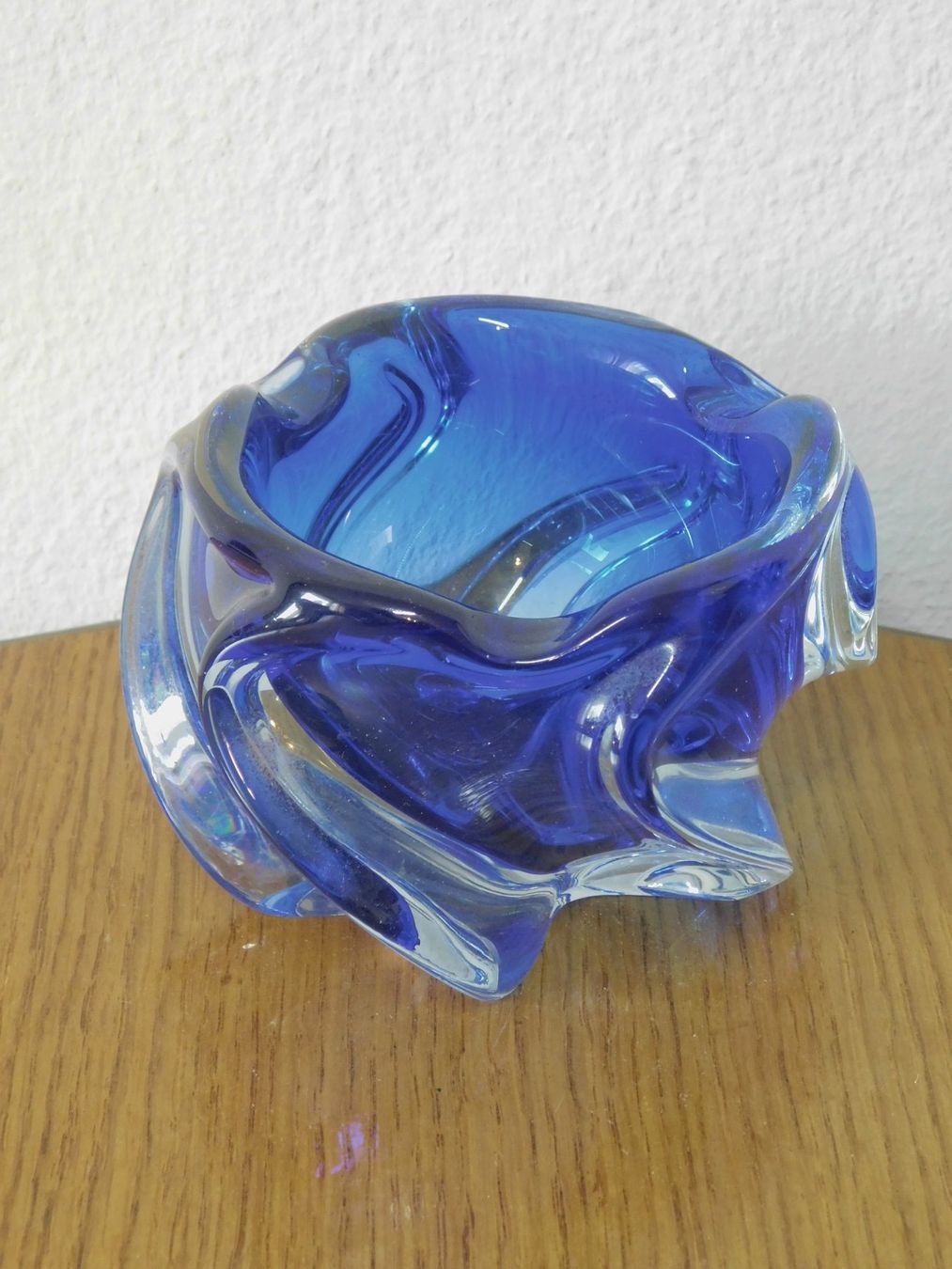 Murano Aschenbecher: Murano Aschenbecher 1960er – Gebraucht aus Emmenbrücke von Ulisse-22