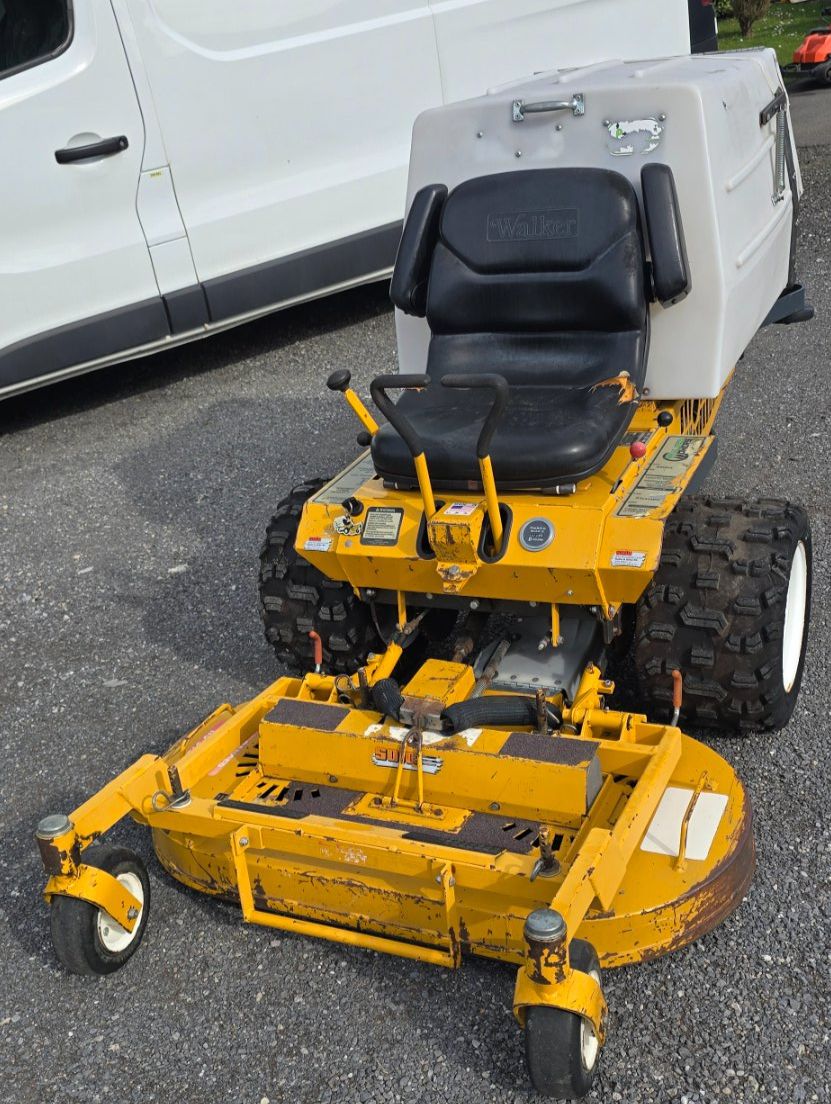 Tagliaerba: Walker Aufsitzmäher  14.5 ps – Usato da Rain venduto da Fafan069