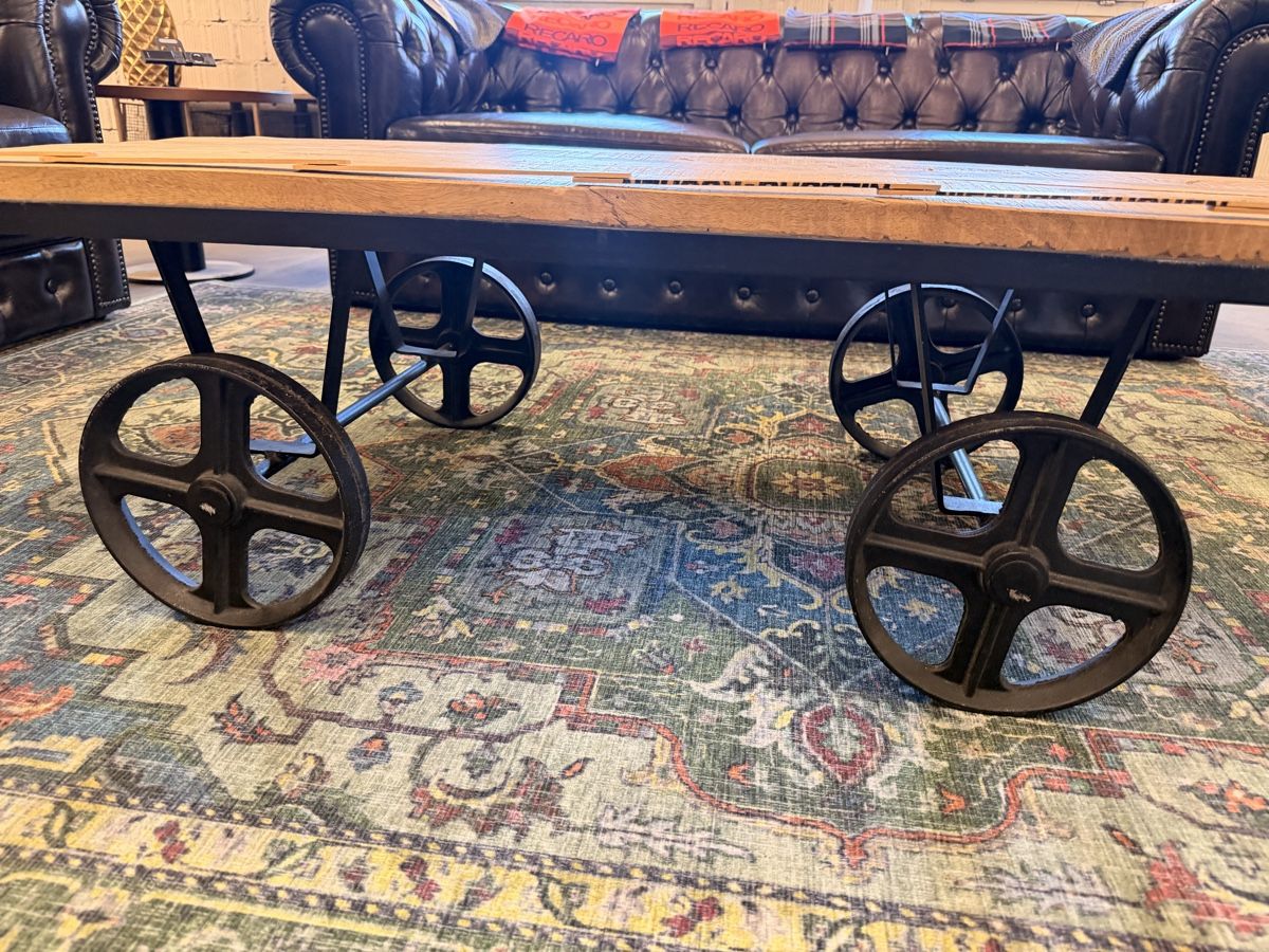 Tables: Couchtisch mit Rollen Industrial Stil – D'occasion à Kaisten par Nieszner01 2