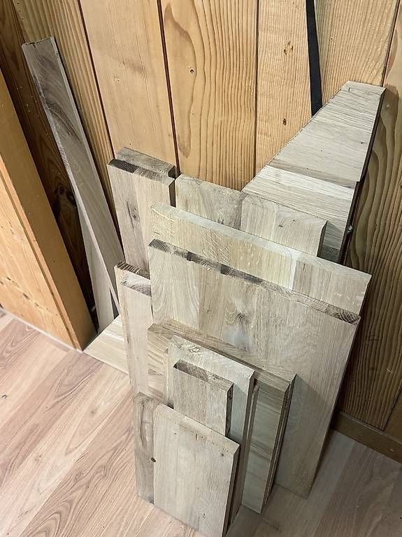 Articoli in legno: Eichenholz – Usato da gurzelen venduto da ster402 3