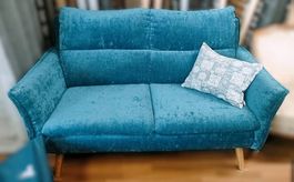 Stoffsofa blau, 2 Plätzer.