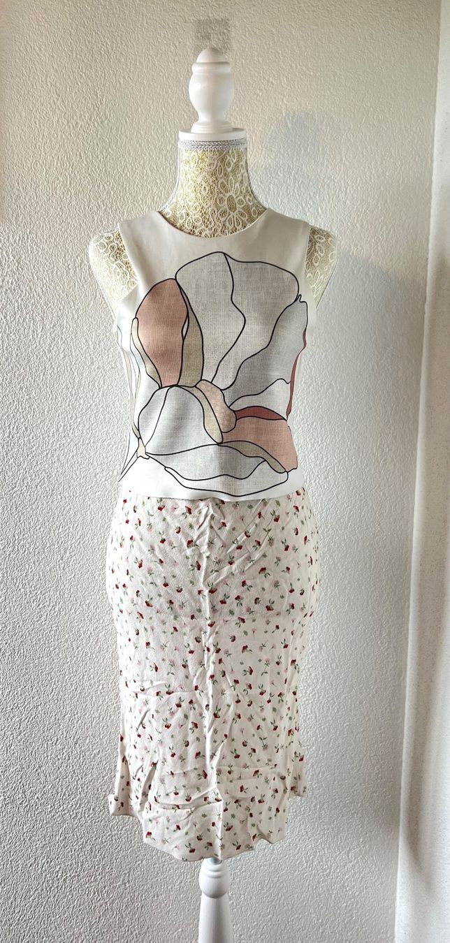 Zara Top: Zara White floral print top – Usato da Otelfingen venduto da houseofstae