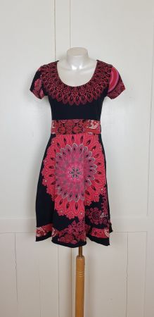 Kleid, desigual, Gurtschlaufen, Gr. M L
