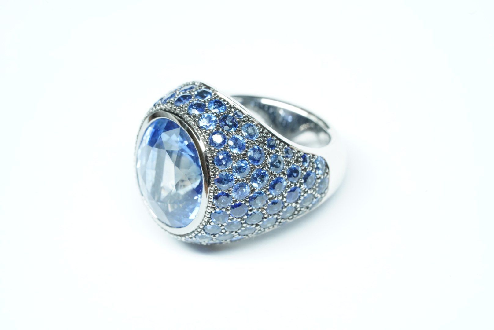 Anelli: Fingerring mit Saphir ca.17.5ct – Usato da Bülach venduto da Re-Jewelled 4
