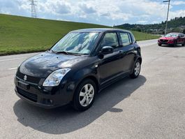 Suzuki Swift 1.3i 4WD