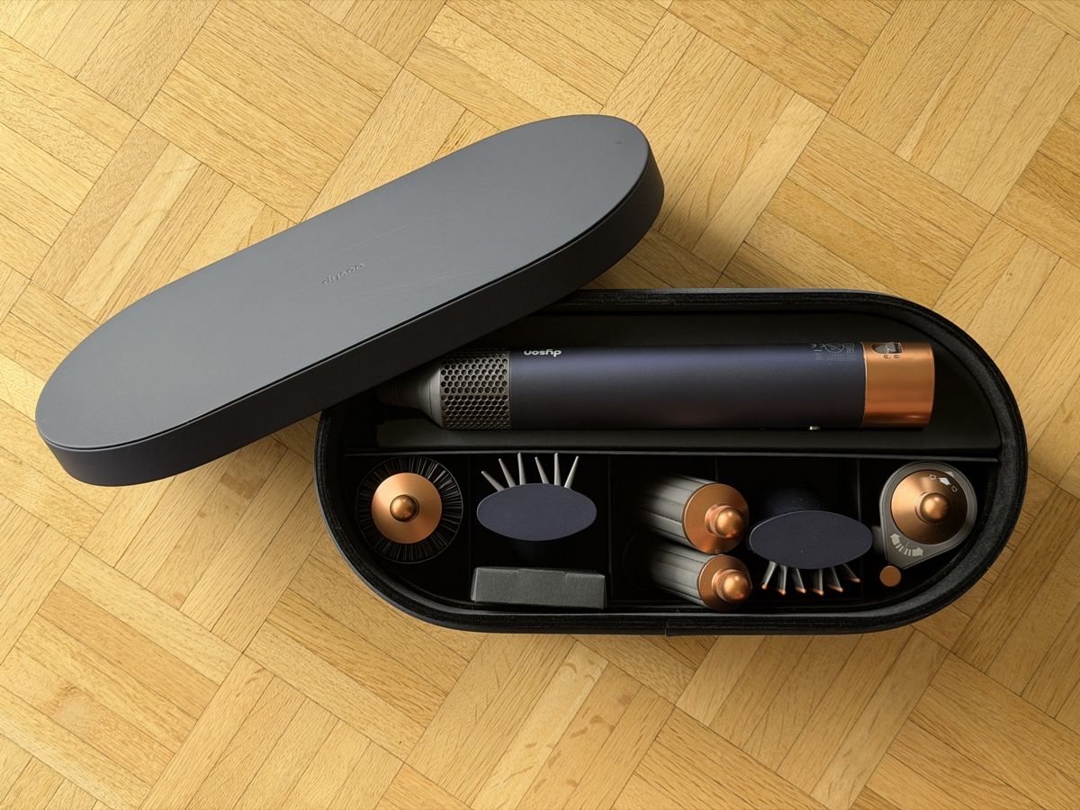 Dyson Föhn: Dyson Airwrap komplettes Set mit Originalkoffer. CH – Gebraucht aus Pregassona von fil_8jpy