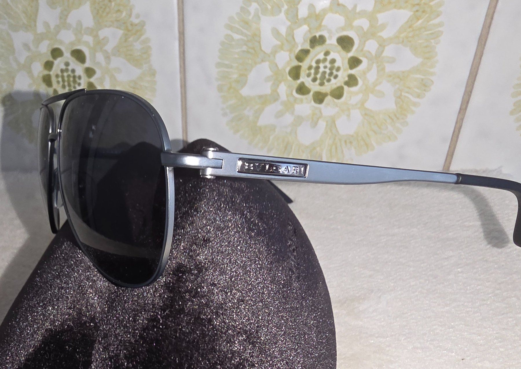 Bulgari Occhiali & Lenti: Lunettes de soleil Bvlgary unisex – Usato da Genève venduto da BruceKampbell 2